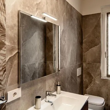 Lago Apartments 아파트
