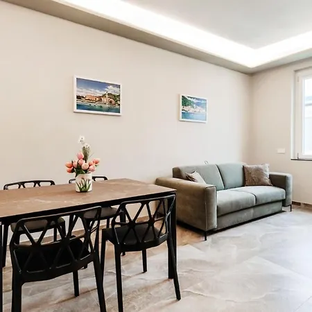 Lago Apartments 아파트